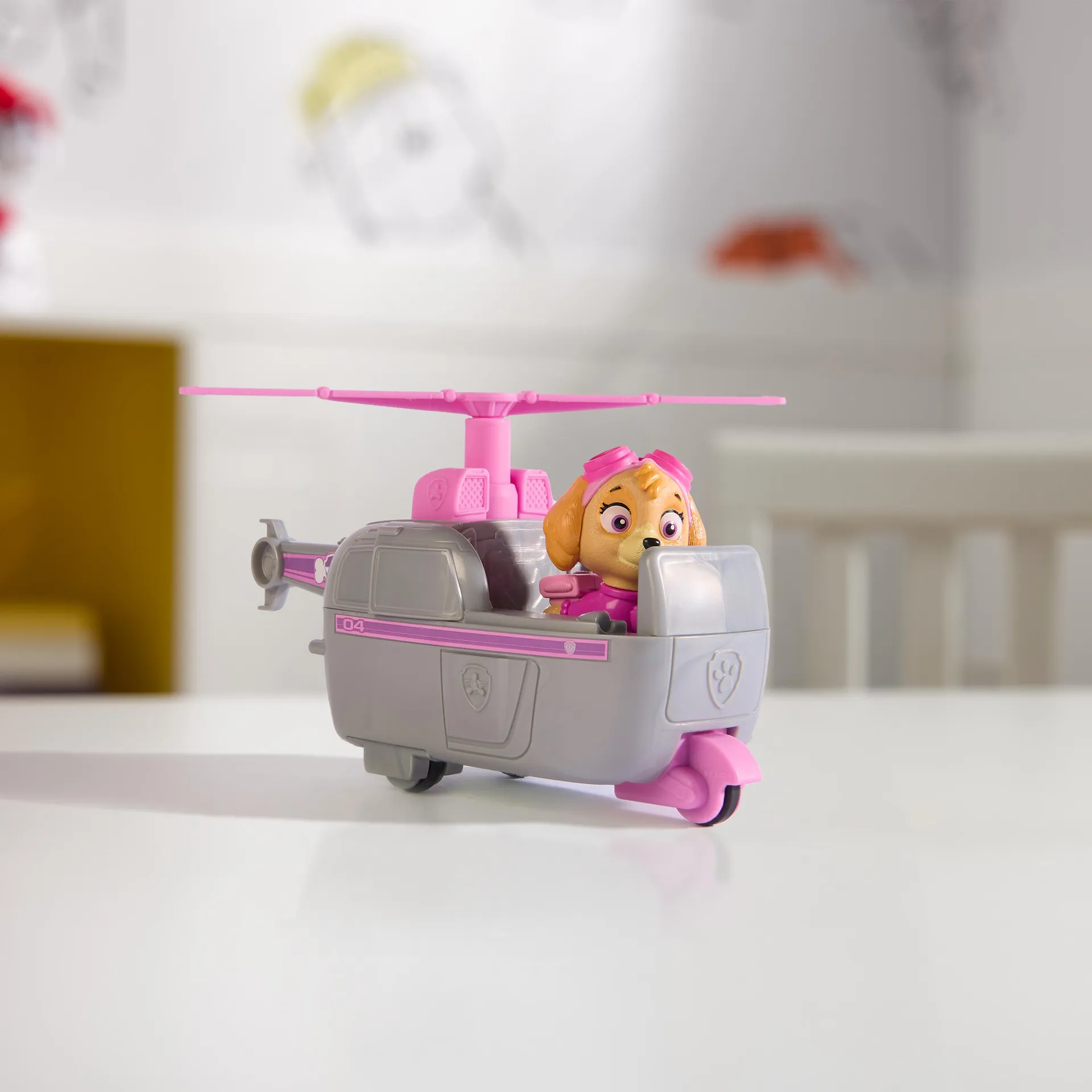 PAW Patrol - Skye-Figur mit Helikopter, stabiles Basis-Fahrzeug (2025), authentisches Spielzeug zur Serie für Kinder ab 3 Jahren – Bild 5