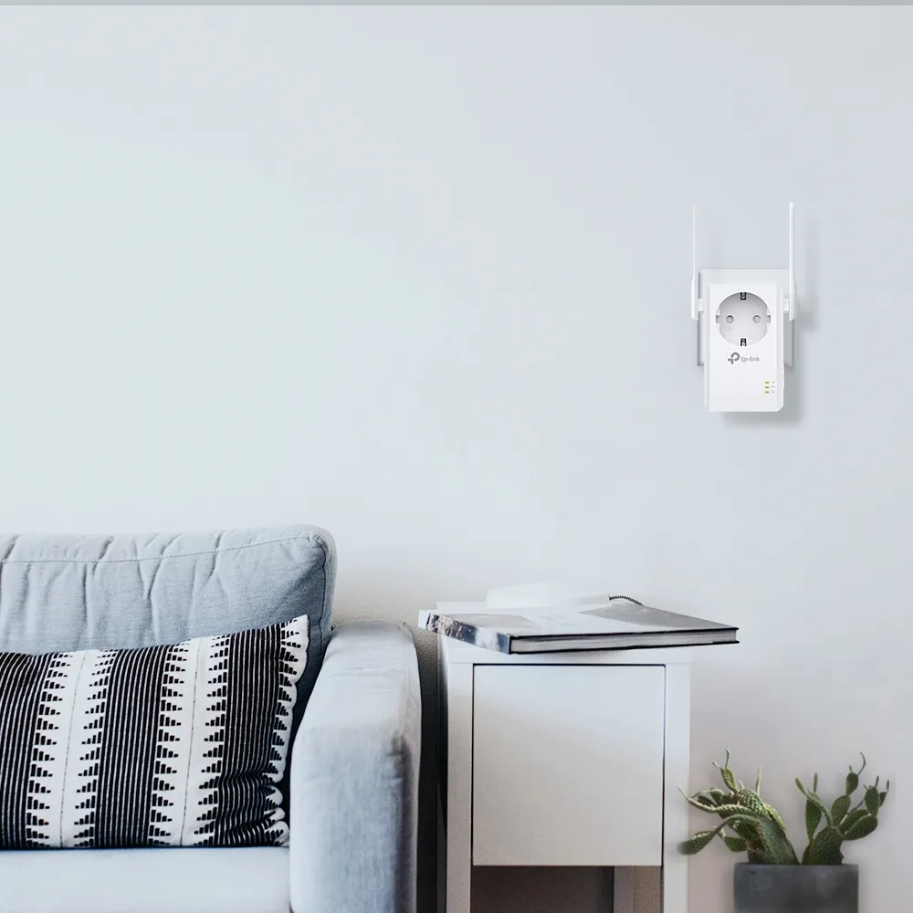 TP-Link 300 Mbit/s-WLAN-Repeater mit integrierter Steckdose – Bild 7