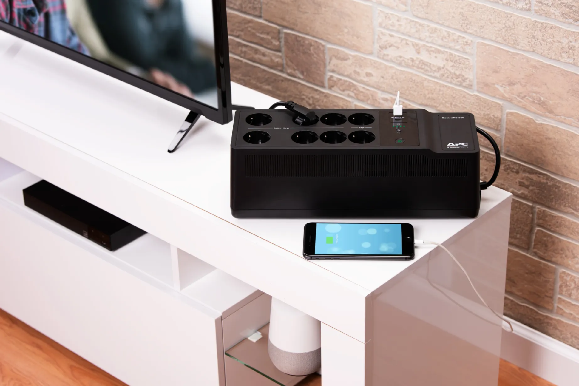 APC Back-UPS BE850G2-GR - USV 8x Schuko, 850VA, 2 USB-Ladegeräte, 1 USB-Datenanschluss – Bild 3