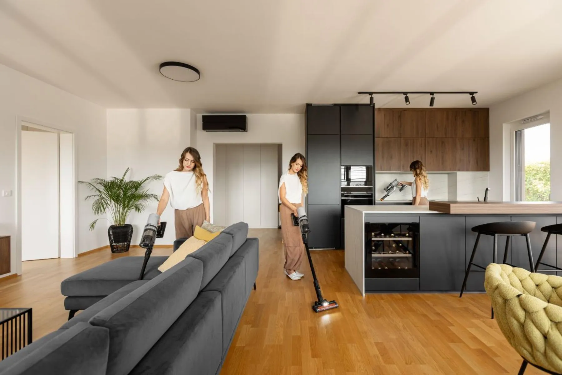 Gorenje Stabstaubsauger SVC259400NES – Bild 6