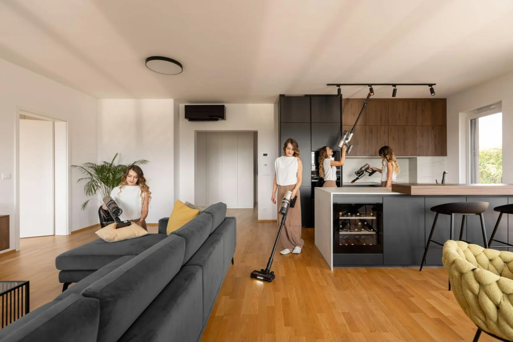 Gorenje Stabstaubsauger SVC259441NFGO – Bild 5
