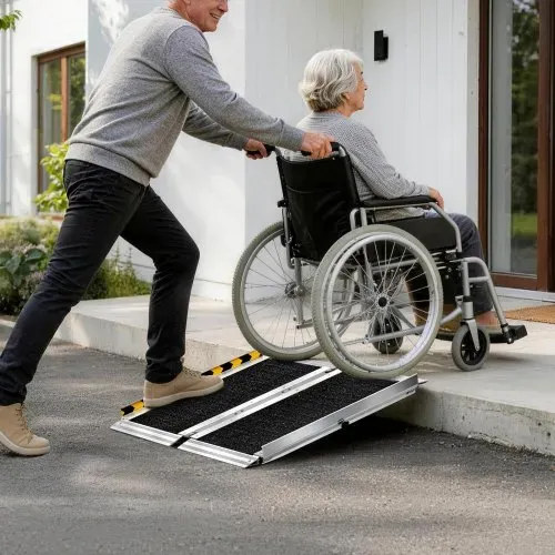 VEVOR Rollstuhlrampe Faltbar 610x745mm, 362,9kg Belastbare Schwellenrampe mit Rutschfester Oberfläche, Tragbare Alu-Auffahrschiene, Auffahrrampe für Rollstuhl Scooter Türschwelle Bordsteine Treppen – Bild 7