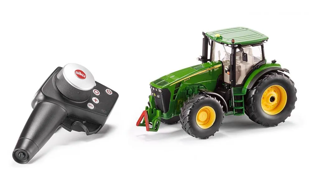 Siku JD 8345R ferngesteuerte (RC) modell 1:32 Siku JD 8345R ferngesteuerte (RC) modell 1:32