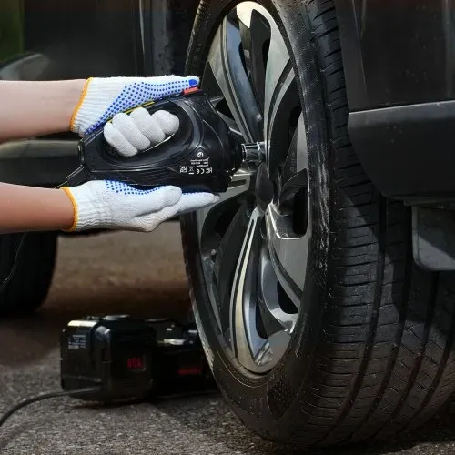 VEVOR elektrischer Wagenheber verstellbarer tragbarer Scherenwagenheber (5 t) mit eingebauter Pumpe, Reifenwechselersatz mit Schlagschrauber & LED-Licht Wagenheber-Set für Limousine SUV Lkw – Bild 7