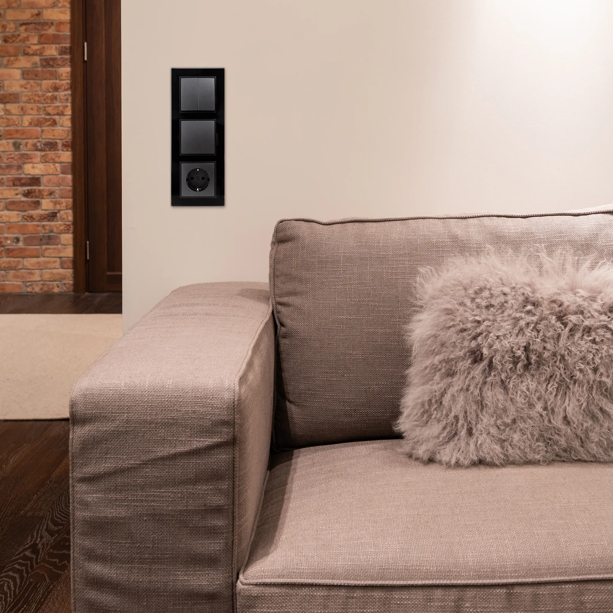 Schalter und Steckdosen Set McPower Flair ''Tür 3-fach-Style'' Glasrahmen – Bild 5