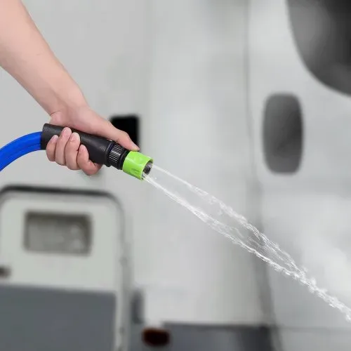 VEVOR 100 Fuß beheizter Wasserschlauch für Wohnmobil, beheizter Trinkwasserschlauch mit Frostschutz bis -45 °F, automatisch selbstregulierend, 5/8 Zoll Innendurchmesser mit Schnellanschluss-Set, blei- und BPA-frei – Bild 7