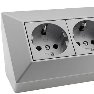 5-fach Steckdosenblock, silber 250V~/ 16A, Aufbaumontage 5-fach Steckdosenblock, silber 250V~/ 16A, Aufbaumontage