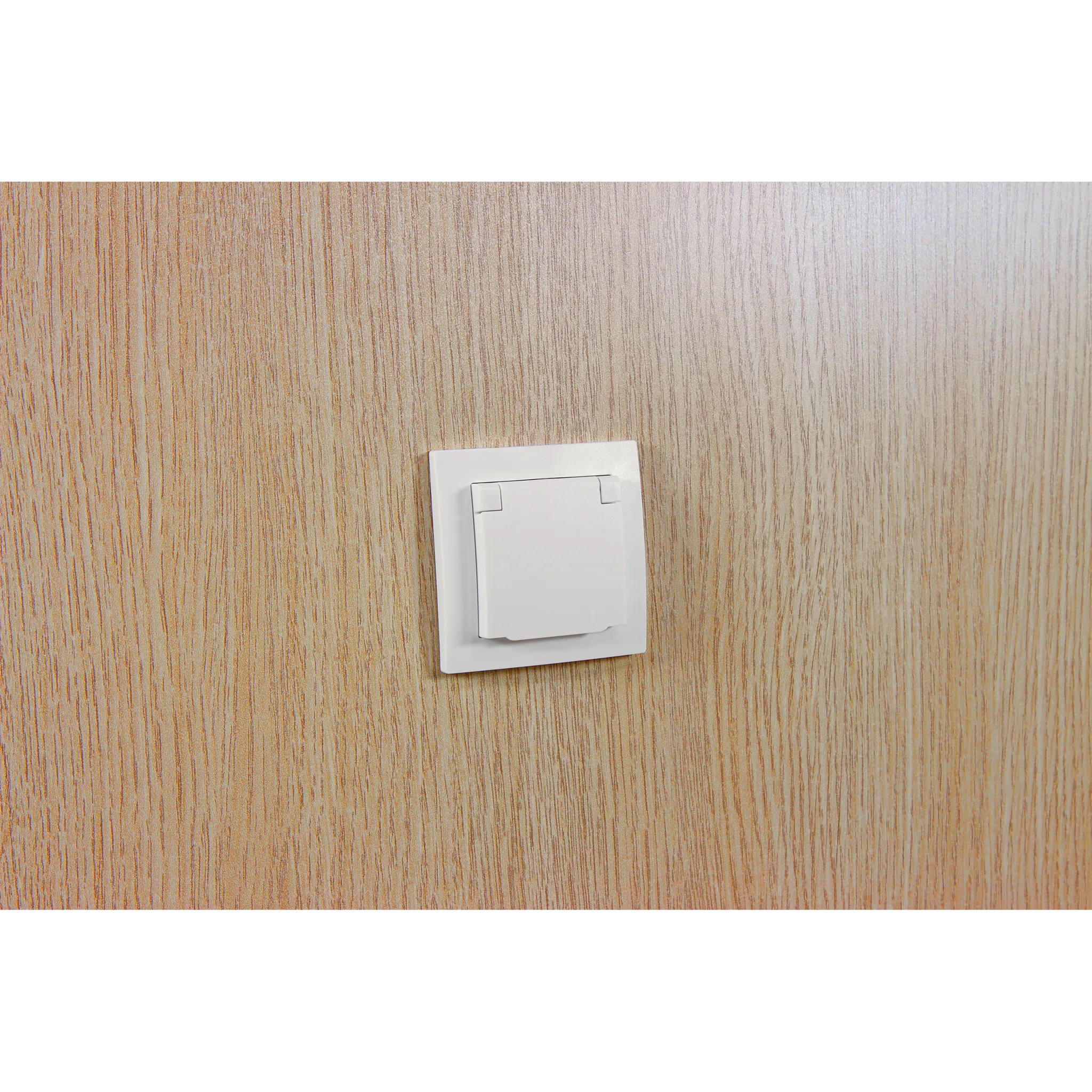 Schutzkontakt-Steckdose McPower ''Flair'', 250V~/16A, UP, IP44, weiß, 3er-Pack – Bild 5