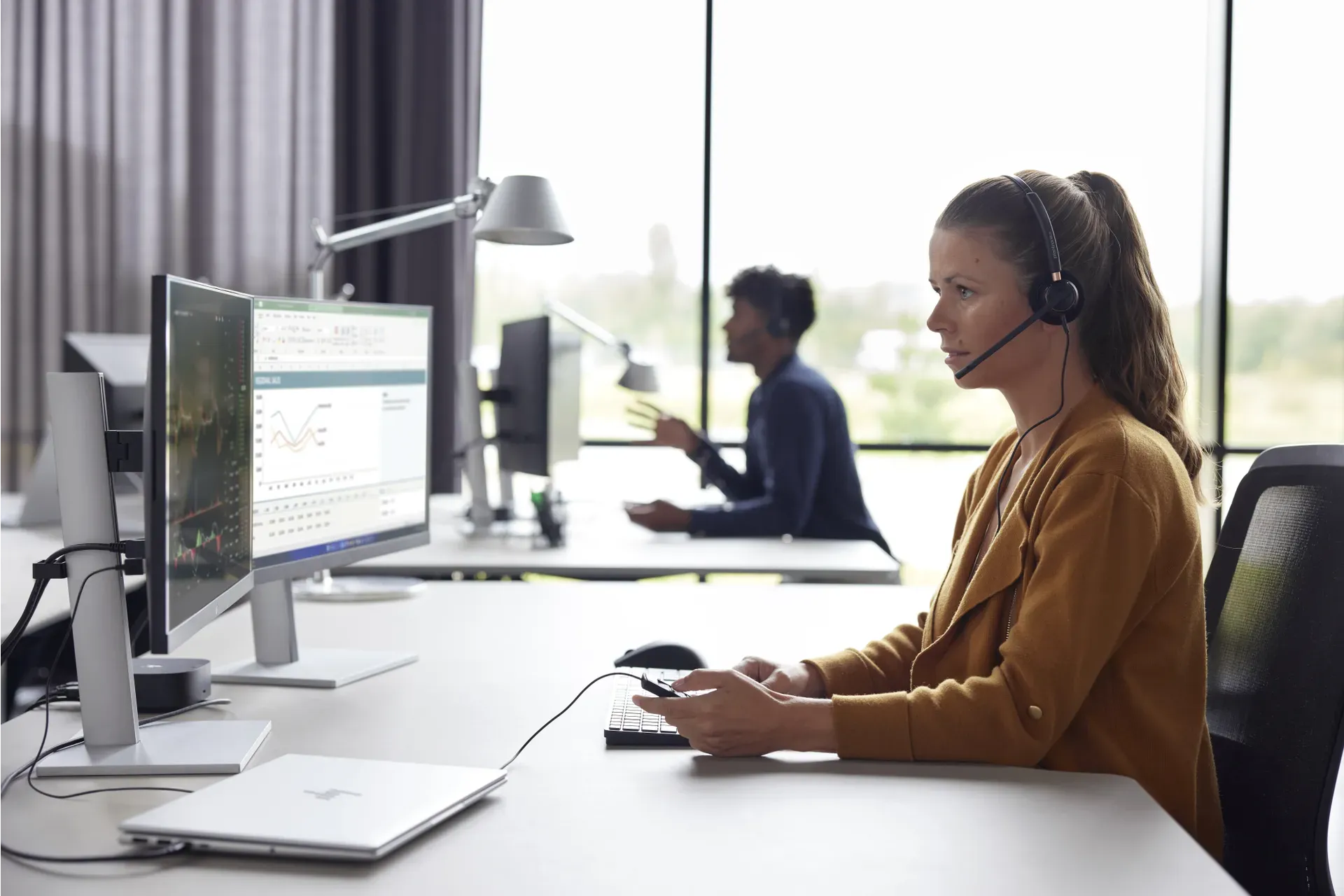 HP Poly Poly EncorePro 510D Monaurales digitales Headset mit Quick Disconnect TAA – Bild 2