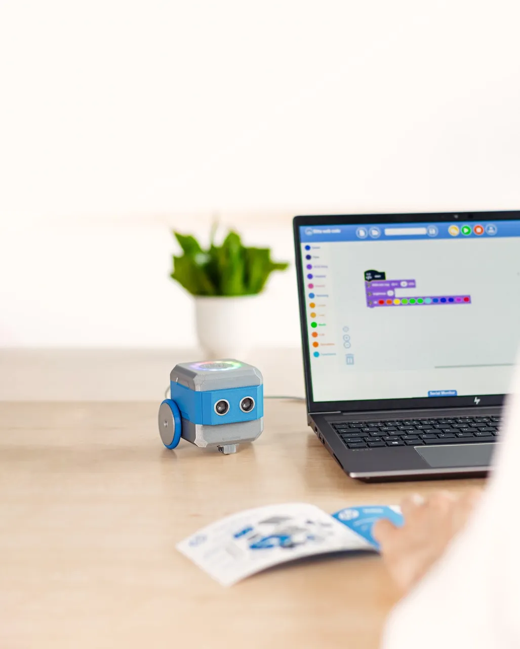 HP Otto Roboter - HP Otto Starter Kreativ-Kit (3D-Plastikteile nicht enthalten - zum Selbstdrucken) – Bild 6