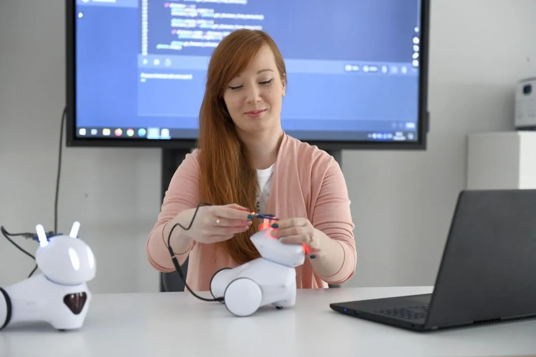 Photon Education MINT Komplettpaket „Robotik & Programmierung“ inkl. 2 Roboter ab 10 Jahren / „Robotics & Coding“ Photon Education MINT Komplettpaket „Robotik & Programmierung“ inkl. 2 Roboter ab 10 Jahren / „Robotics & Coding“