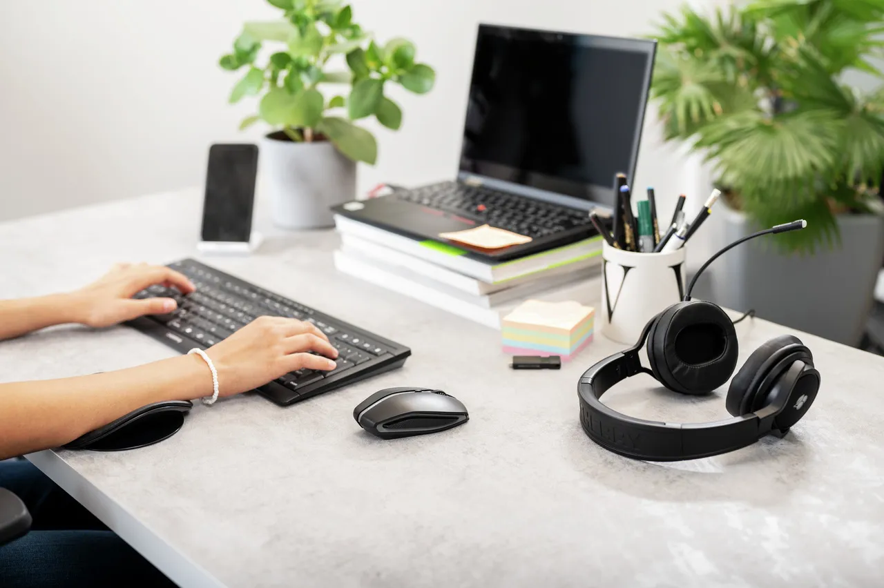 CHERRY GENTIX BT Maus Gaming Beidhändig Bluetooth Optisch 2000 DPI – Bild 7