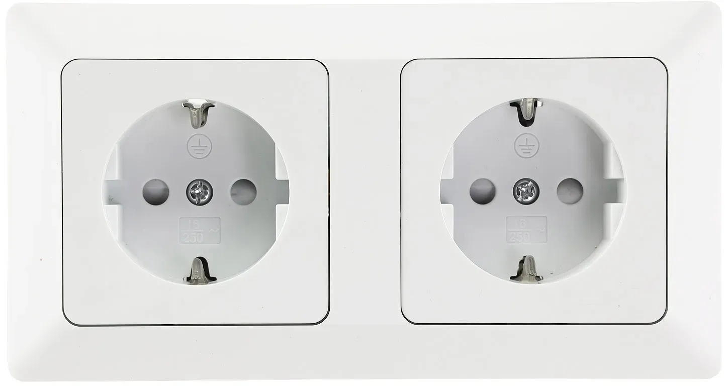 MILOS Set 2 Steckdosen + 2-fach Rahmen 250V~/ 16A, Steckanschluss, Matt-weiß MILOS Set 2 Steckdosen + 2-fach Rahmen 250V~/ 16A, Steckanschluss, Matt-weiß