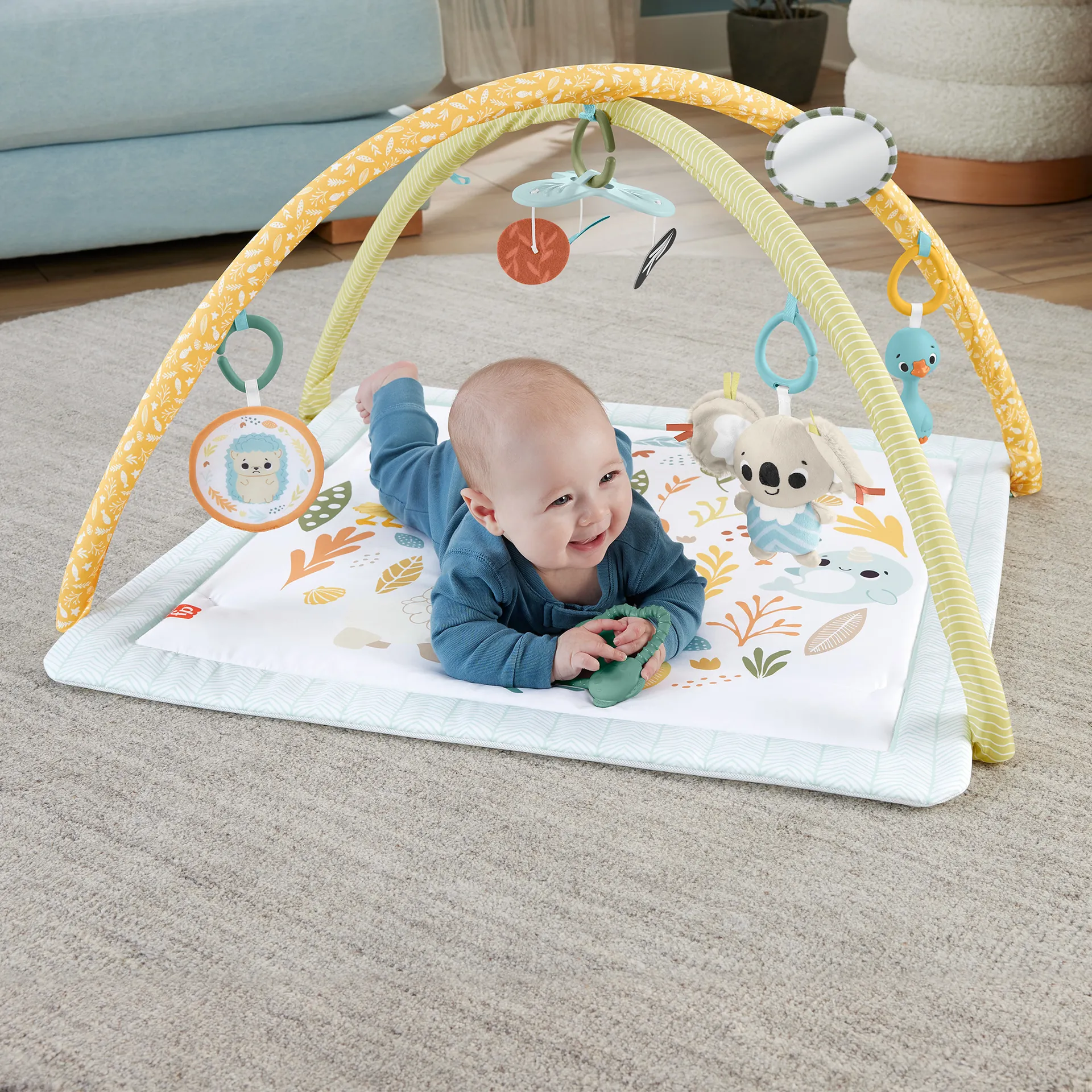 Fisher-Price Sensimals Simply Senses sensorische Erlebnisdecke Spielmatte für Babys mit 6 sensorischen Spielzeugen – Bild 4