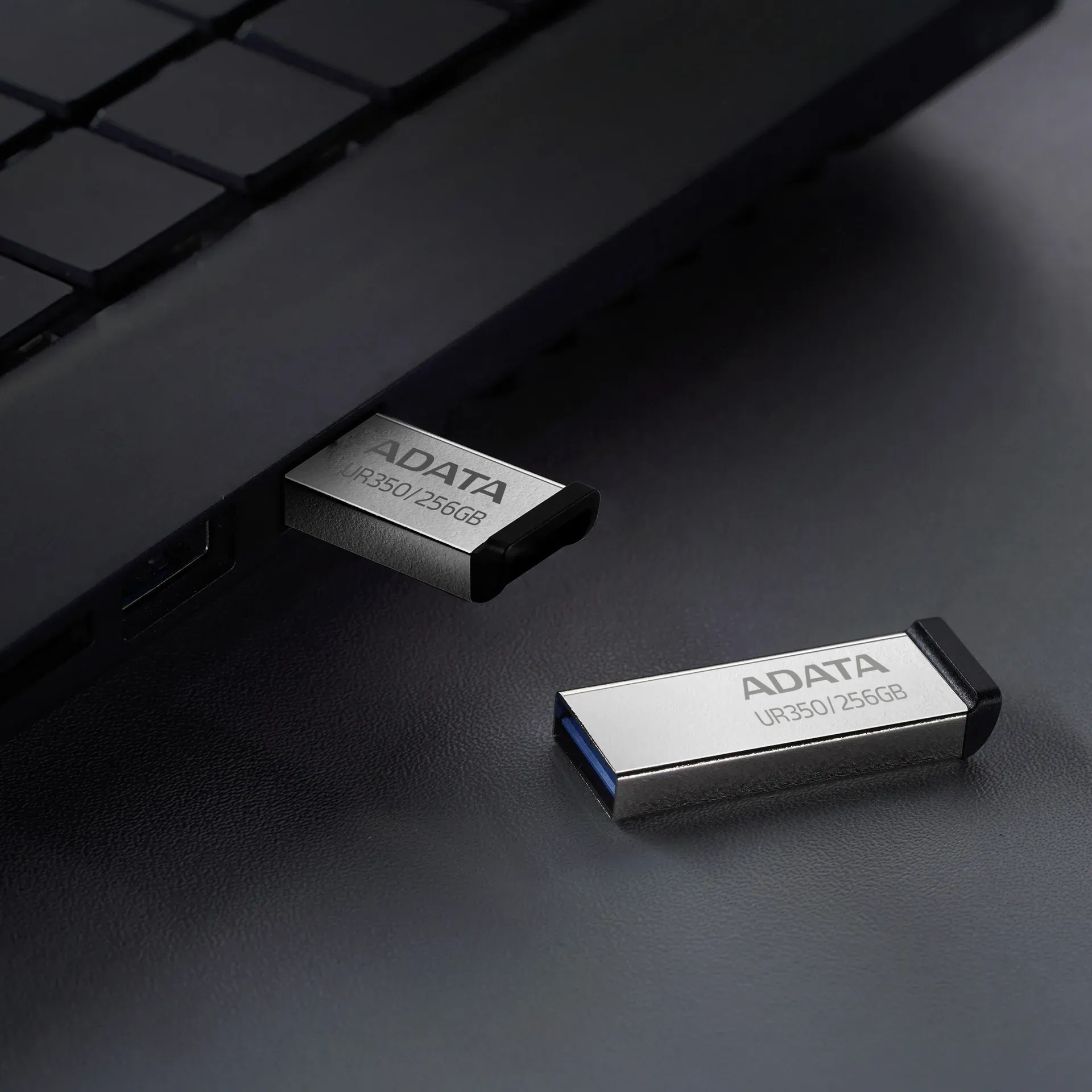 ADATA UR350 USB-Stick 256 GB USB Typ-A 3.2 Gen 1 (3.1 Gen 1) Schwarz, Silber – Bild 6