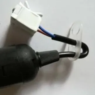 Synergy 21 LED Adapter / Fassung für LED-Leuchtmittel E27 *Baustellenfassung* Synergy 21 LED Adapter / Fassung für LED-Leuchtmittel E27 *Baustellenfassung*