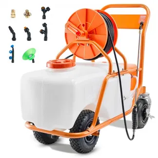 VEVOR Rasensprüher mit Rädern, einstellbarer Druck 0–90 PSI, Sprühgerät mit 60-L-Tank, mit 8 Düsen, 2 Zauberstäben, breiter Öffnungsdeckel für Garten, Jäten, Sprühen VEVOR Rasensprüher mit Rädern, einstellbarer Druck 0–90 PSI, Sprühgerät mit 60-L-Tank, mit 8 Düsen, 2 Zauberstäben, breiter Öffnungsdeckel für Garten, Jäten, Sprühen