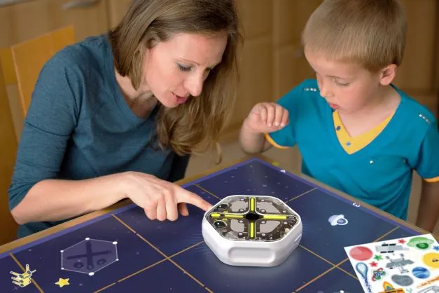 iRobot Root Adventure Pack „Coding in Outer Space“ – Programmieren im Weltraum iRobot Root Adventure Pack „Coding in Outer Space“ – Programmieren im Weltraum