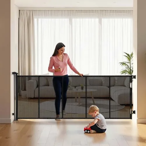 VEVOR einziehbares Babygitter Hundegitter ausziehbar auf 310 cm (B) / 795 mm (H), Treppenschutzgitter mit Sicherheitsschloss, Schutzgitter aus Netzgewebe für Treppen Flure drinnen/draußen, Schwarz VEVOR einziehbares Babygitter Hundegitter ausziehbar auf 310 cm (B) / 795 mm (H), Treppenschutzgitter mit Sicherheitsschloss, Schutzgitter aus Netzgewebe für Treppen Flure drinnen/draußen, Schwarz