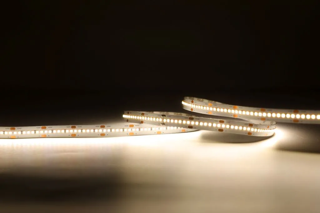 Synergy 21 LED Flex Strip 2022 - 280 SWW DC24V 96W HE IP20 – Bild 2