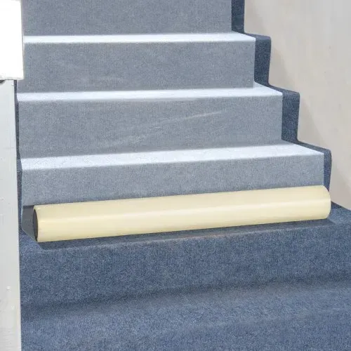 VEVOR Teppichschutzfolie, 91,4 cm x 61,4 m Boden- und Oberflächenschutz mit selbstklebender Rückseite und einfacher Installation, selbstklebende Polyethylen-Automatten-Schutzrolle – Bild 7