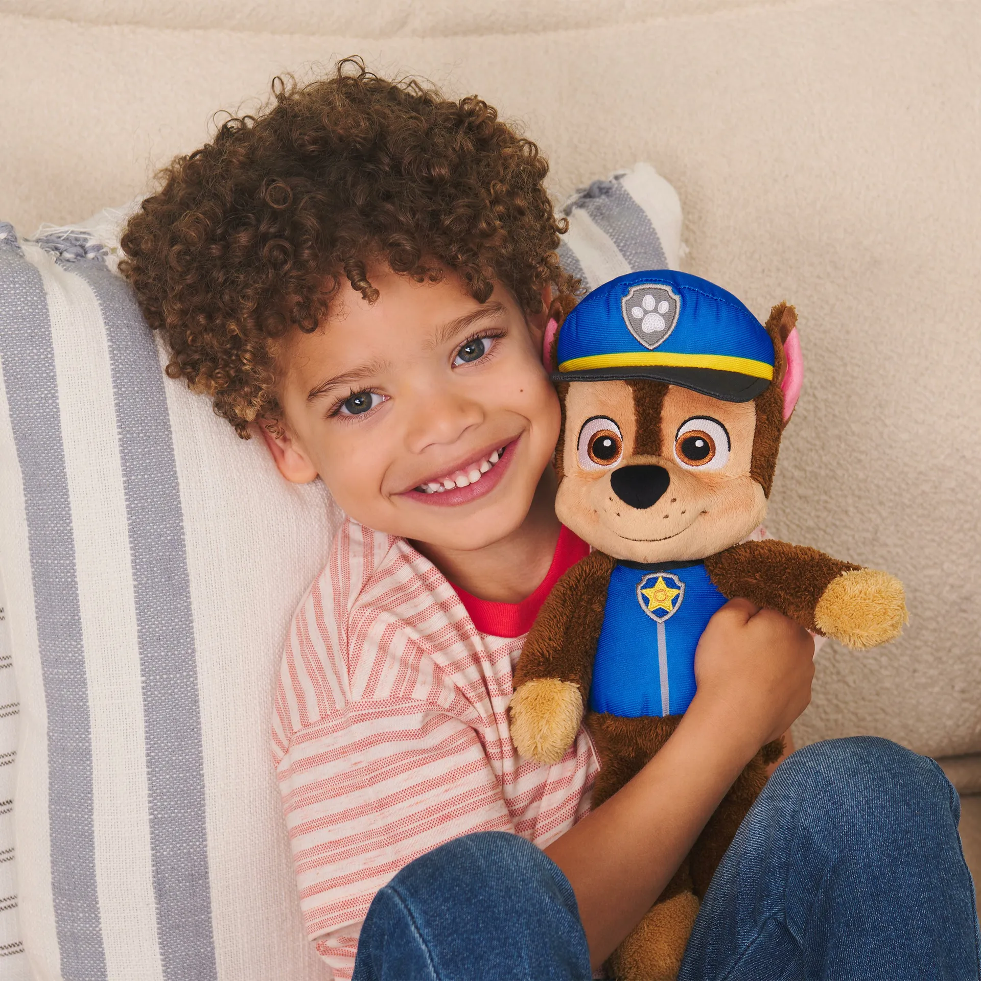 PAW Patrol GUND Schlenkerplüsch Chase, ca. 33 cm – Bild 3