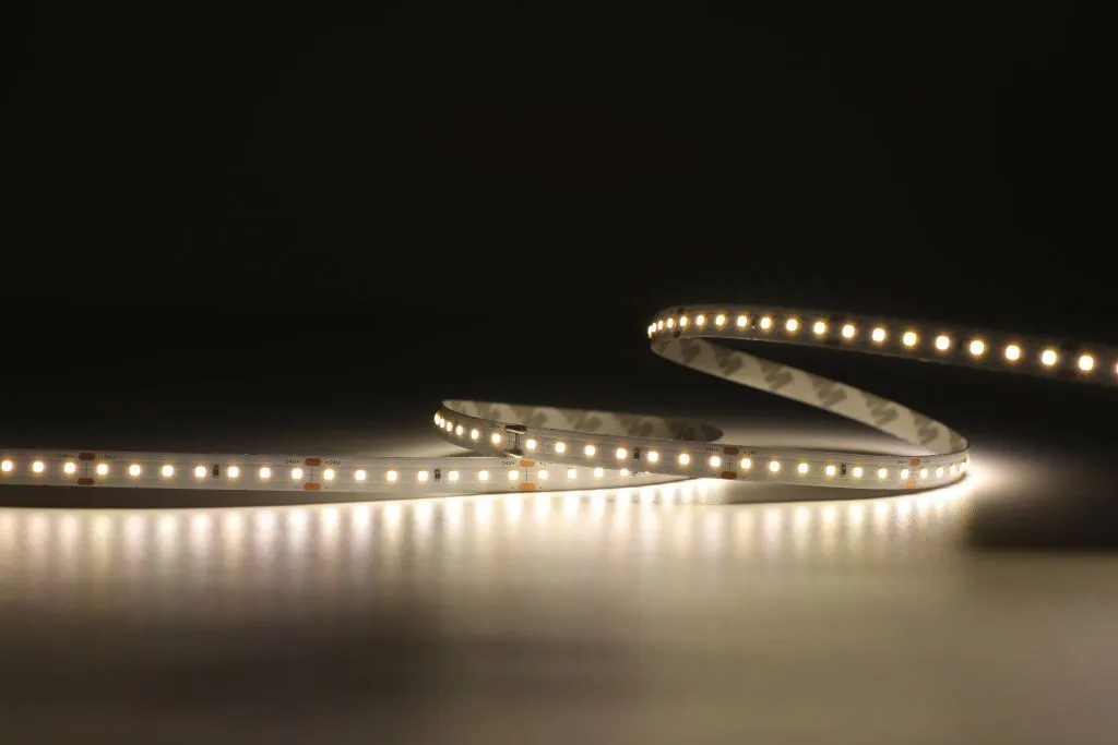 Synergy 21 LED Flex Strip 2022 - 140 WW DC24V 48W HE IP20 – Bild 4