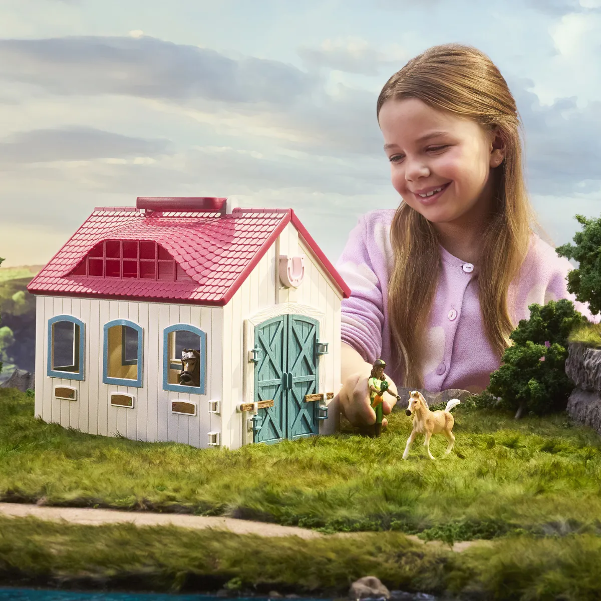 schleich HORSE CLUB Offenstall "Kleines Hufeisen" – Bild 2