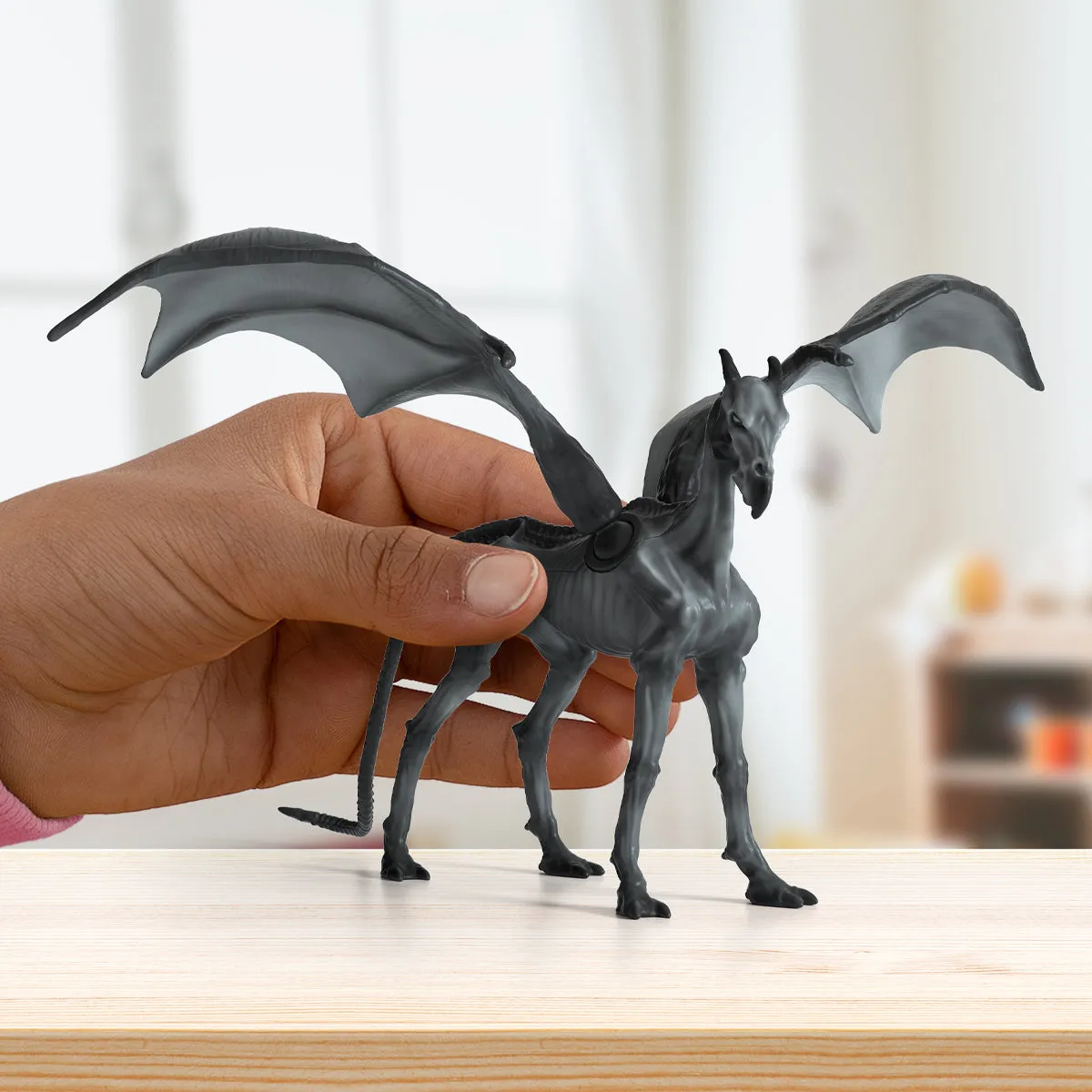 schleich Thestral – Bild 3