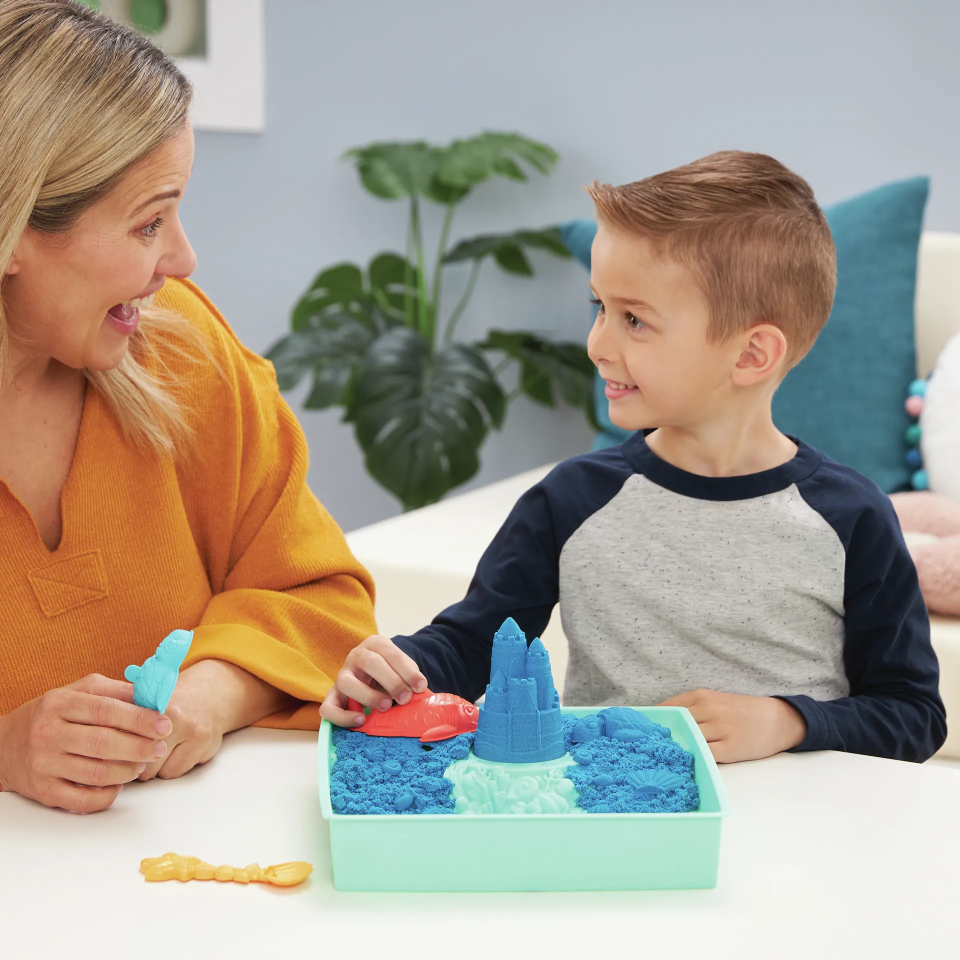 Kinetic Sand Sandbox Set Blau – Bild 5