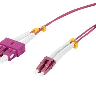 LWL-2-Faser-Patchk. 0.5mtr.LC-SC, 50/125um,OM4, AD=2mm, flexible Knickschutztülle, Synergy 21 LWL-2-Faser-Patchk. 0.5mtr.LC-SC, 50/125um,OM4, AD=2mm, flexible Knickschutztülle, Synergy 21