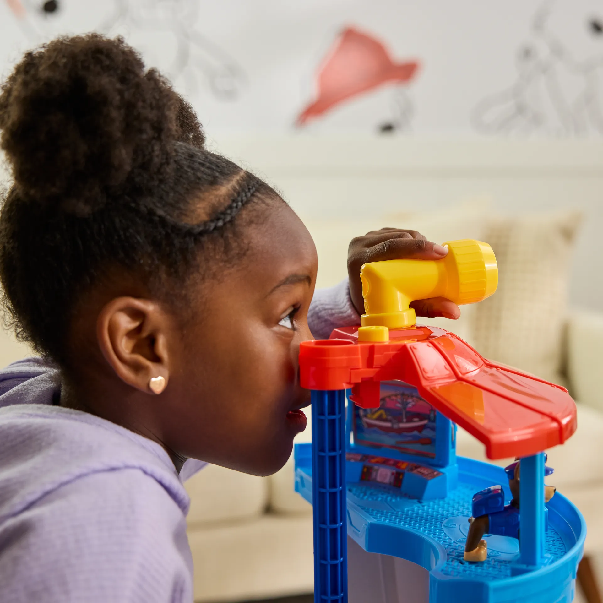 PAW Patrol - Lookout Tower, über 50 cm hoch, Hauptquartier Spielset mit 1 Basis Polizei-Fahrzeug, 2 Chase Figuren und Zubehör – Bild 6