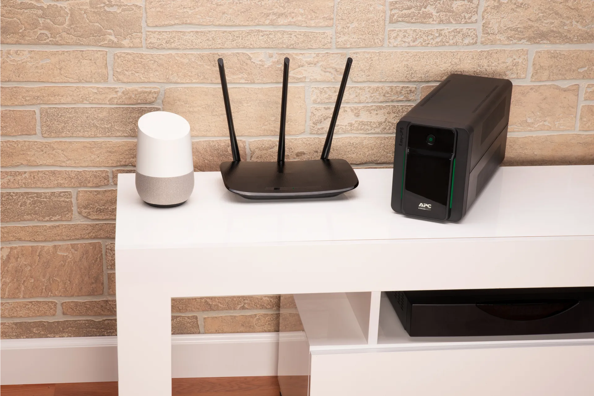 APC BVX700LI-GR Unterbrechungsfreie Stromversorgung (USV) Line-Interaktiv 0,7 kVA 360 W 2 AC-Ausgänge – Bild 5