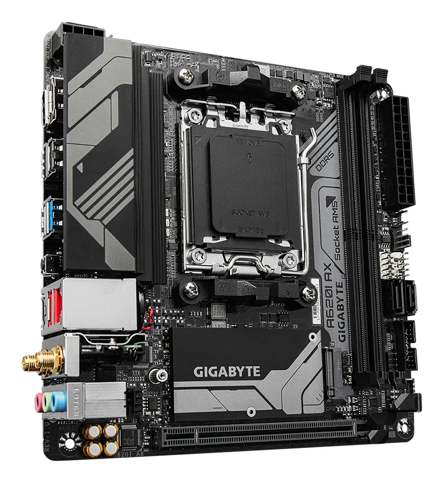 GIGABYTE A620I AX Motherboard - Unterstützt AMD Ryzen 8000 CPUs, 5+2+1 Phasen Digital VRM, bis zu 6400MHz DDR5 (OC), 1xPCIe 4.0 M.2, Wi-Fi 6E, 2.5GbE LAN, USB 3.2 Gen 2 – Bild 3