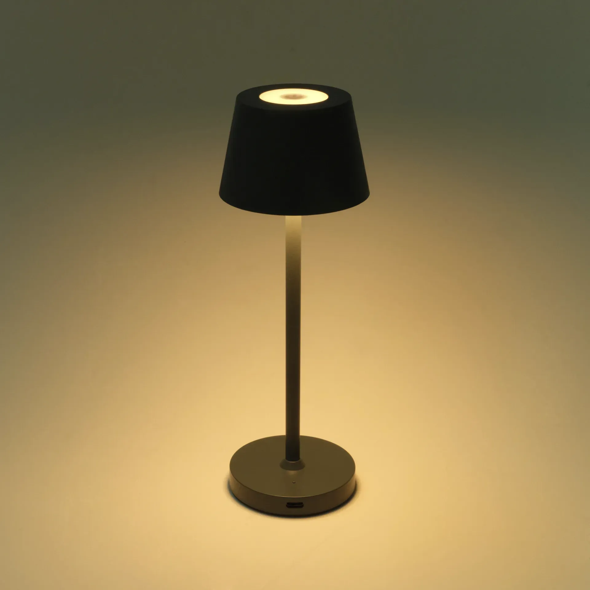 LED-Tischleuchte ROLF KERN Club Nano 21cm, Basaltgrau, Akku, dimmbar – Bild 4