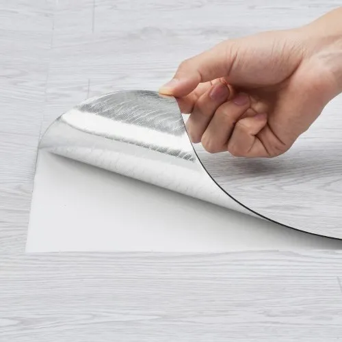 VEVOR Selbstklebende Vinyl-Bodenfliesen 990 x 60 cm, 1,5 mm dick, abziehen und aufkleben, hellgraue Holzmaserung, DIY-Bodenbelag für Küche, Esszimmer, Schlafzimmer und Badezimmer VEVOR Selbstklebende Vinyl-Bodenfliesen 990 x 60 cm, 1,5 mm dick, abziehen und aufkleben, hellgraue Holzmaserung, DIY-Bodenbelag für Küche, Esszimmer, Schlafzimmer und Badezimmer