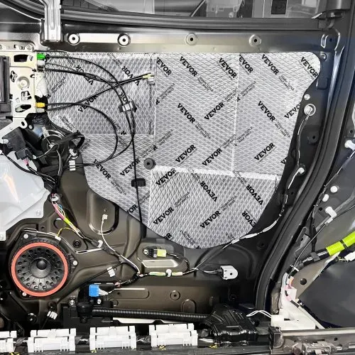 VEVOR 47er-Set Dämmmatte Auto 4,8m² Antidröhnmatte 248,9x398,8mm Fahrzeugdämmung 50mil (1,3mm) Stärke Aluminium-Folie Schallschutzmatte Hitzebeständig Lärmschutz Akustikdämmung Geräuschdämmung – Bild 7
