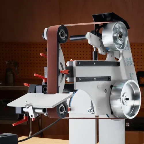 VEVOR Bandschleifmaschine, 72 x 2 Zoll Bandpolierer mit variabler Geschwindigkeit und VFD, 1500 W Messerschärfer mit 3 Schleifformen und 3 Schleifbändern für die Metallbearbeitung, kompatibel mit 72"- 82 x 2" Bändern – Bild 7