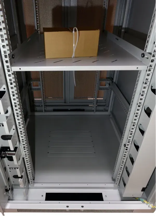 ALLNET 19"Schrank, 42HE, B800/T1000mm, perforierte Blechtüren, Lichtgrau, SNB-Serie, – Bild 4