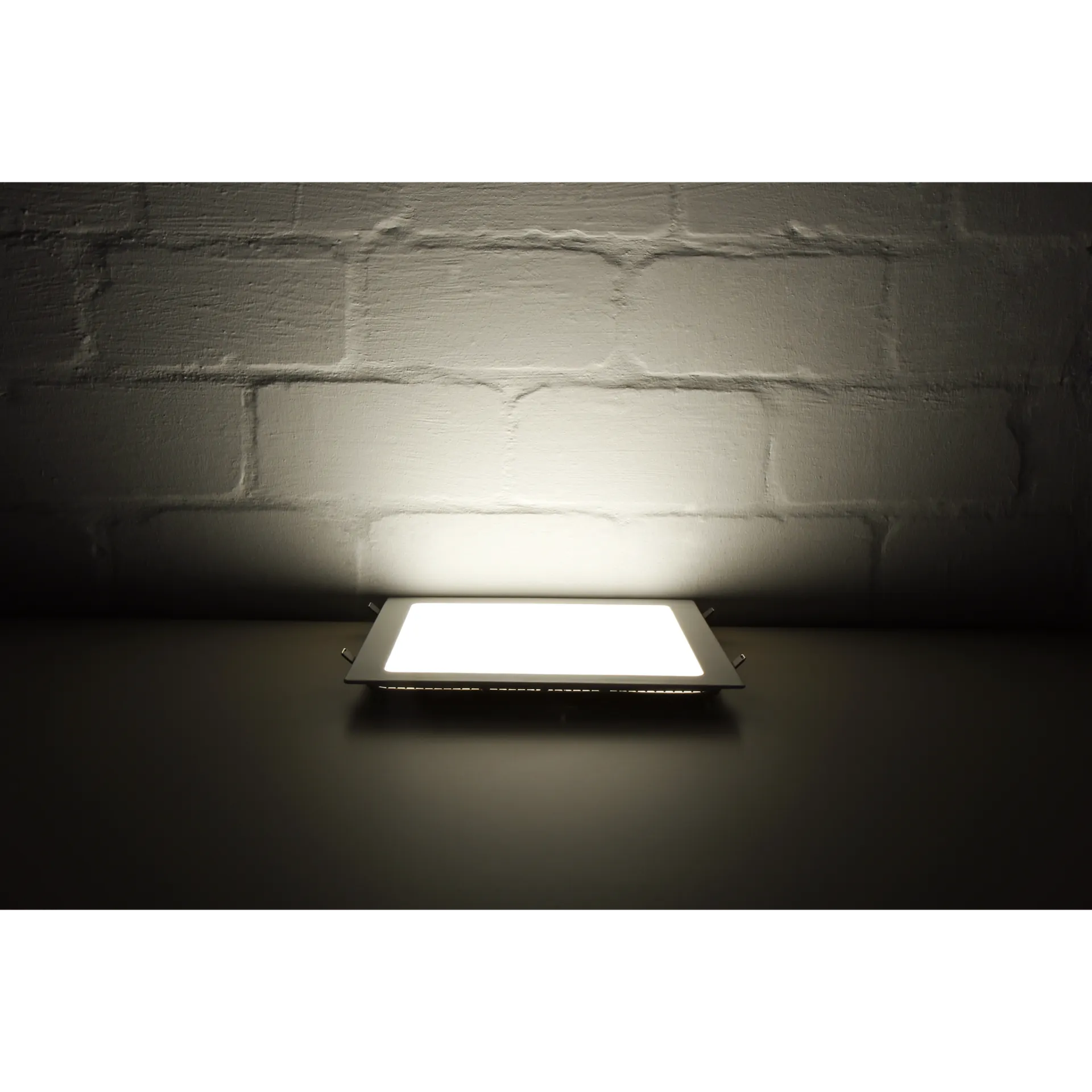 LED-Panel McShine ''LP-2430SW'', 24W, 300x300mm, 2.490 lm, 3000K, warmweiß – Bild 2