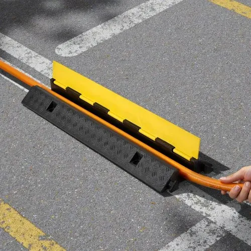 VEVOR 1000 mm Kabelbrücke, 9979 kg Tragkraft, 1-Kanal-Überfahrschutz aus Gummi, Stolperschutz, Bodenabdeckungen, für Bereiche mit hoher Schwelle, Zuhause, Büro, Lager, 1 Stk. – Bild 7