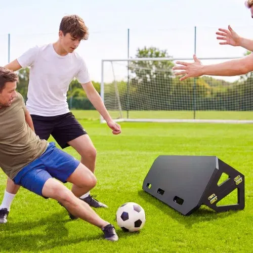 VEVOR Fußball Rebound Board 100 x 30 cm, Prellwand Brett Tragbar mit 3 Verstellbaren Winkeln Bodenanker, Fußballprellwand aus HDPE, Balltrainingsgerät für Pass- und Reaktionsübungen Kickback-Trainer – Bild 7