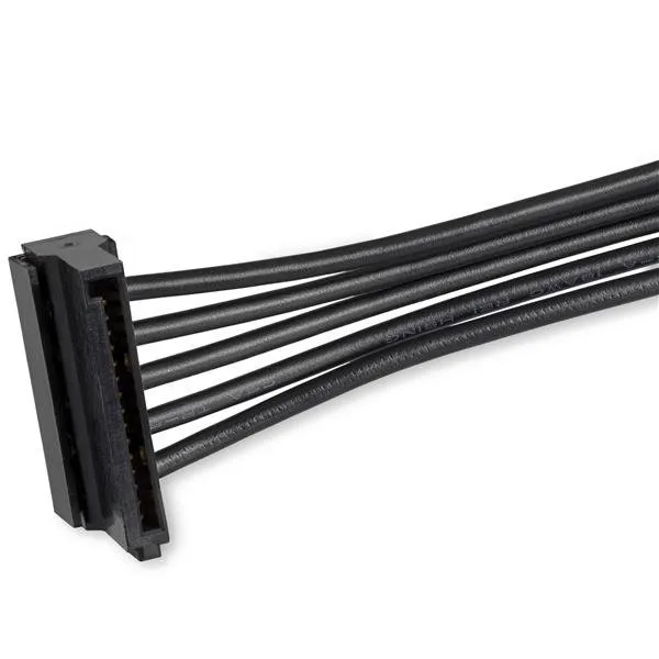 StarTech.com 4x SATA Splitter Adapterkabel – Bild 2