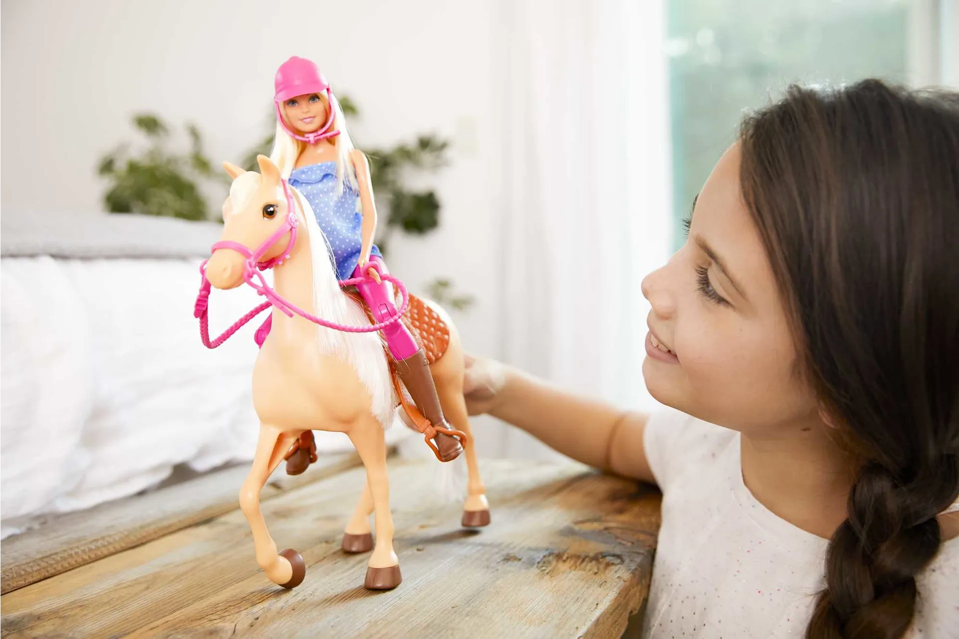Barbie Pferd mit Puppe (blond), Anziehpuppe, Modepuppe, Pferde Spielzeug – Bild 2