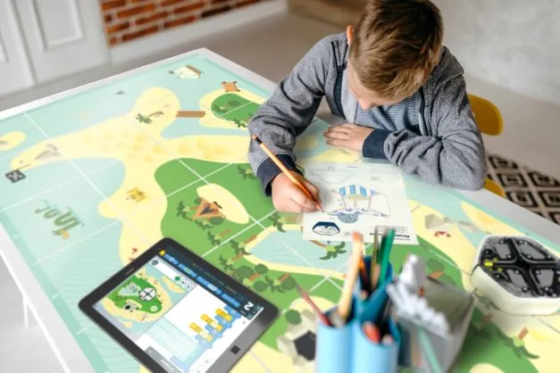 iRobot Root Adventure Pack „Coding at Sea“ – Programmieren auf hoher See iRobot Root Adventure Pack „Coding at Sea“ – Programmieren auf hoher See