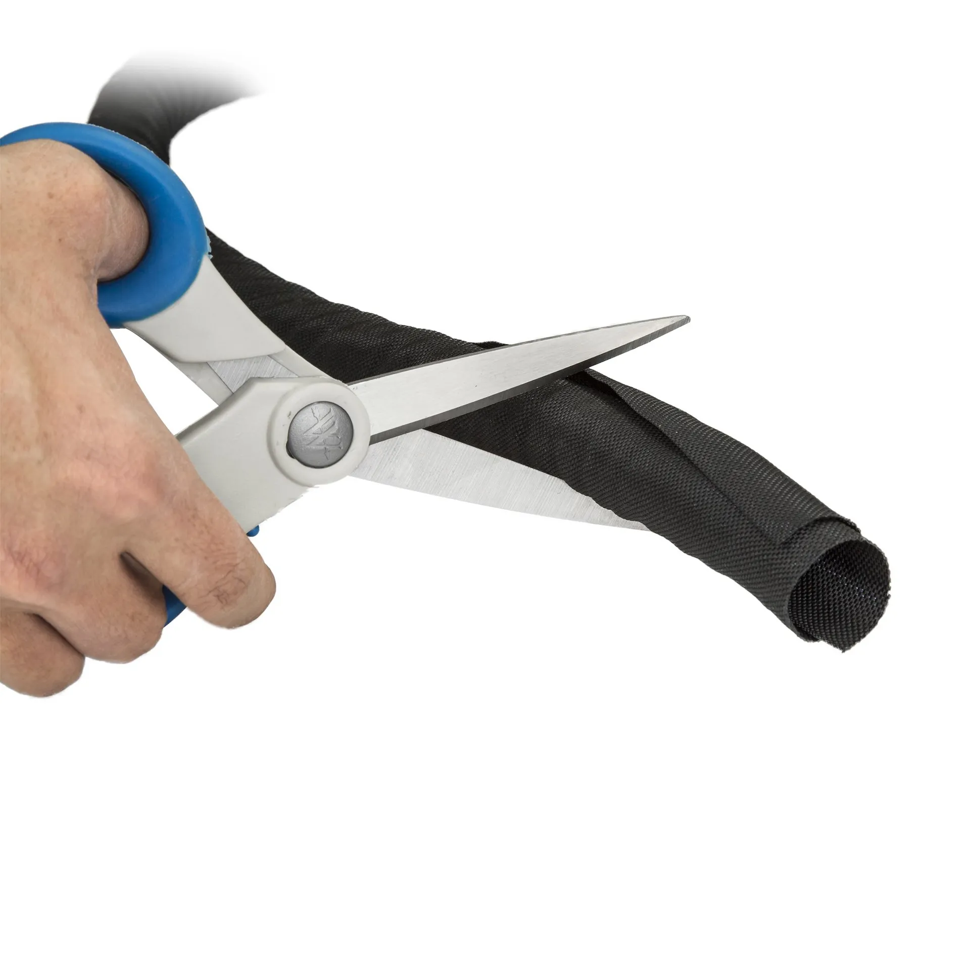 StarTech.com 2m Kabelschlauch - Flexibel gewickelter Kabel-Bündelschlauch - Ø 2,5 bis 4 cm - Selbstschließender Polyester-Mantel - Schwarz zuschneidbare Kabelführung – Bild 3