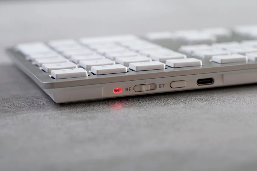 CHERRY KW 9100 SLIM FOR MAC Tastatur Universal USB + Bluetooth QWERTZ Deutsch Silber – Bild 4