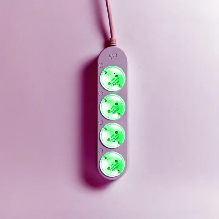 Shelly · Plug & Play "Power Strip 4 Gen4" · Smarte Steckdosenleiste · 4x 12A · Messfunktion · WLAN · Zigbee · Matter · BT · weiß – Bild 5