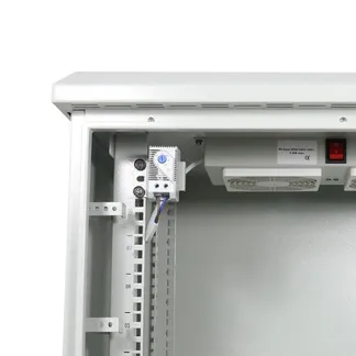 ALLNET 19″Wandgehäuse, 6HE, T488mm, Lichtgrau, IP55, SO-Serie, incl. 2-Fach Lüftereinheit ALLNET 19″Wandgehäuse, 6HE, T488mm, Lichtgrau, IP55, SO-Serie, incl. 2-Fach Lüftereinheit