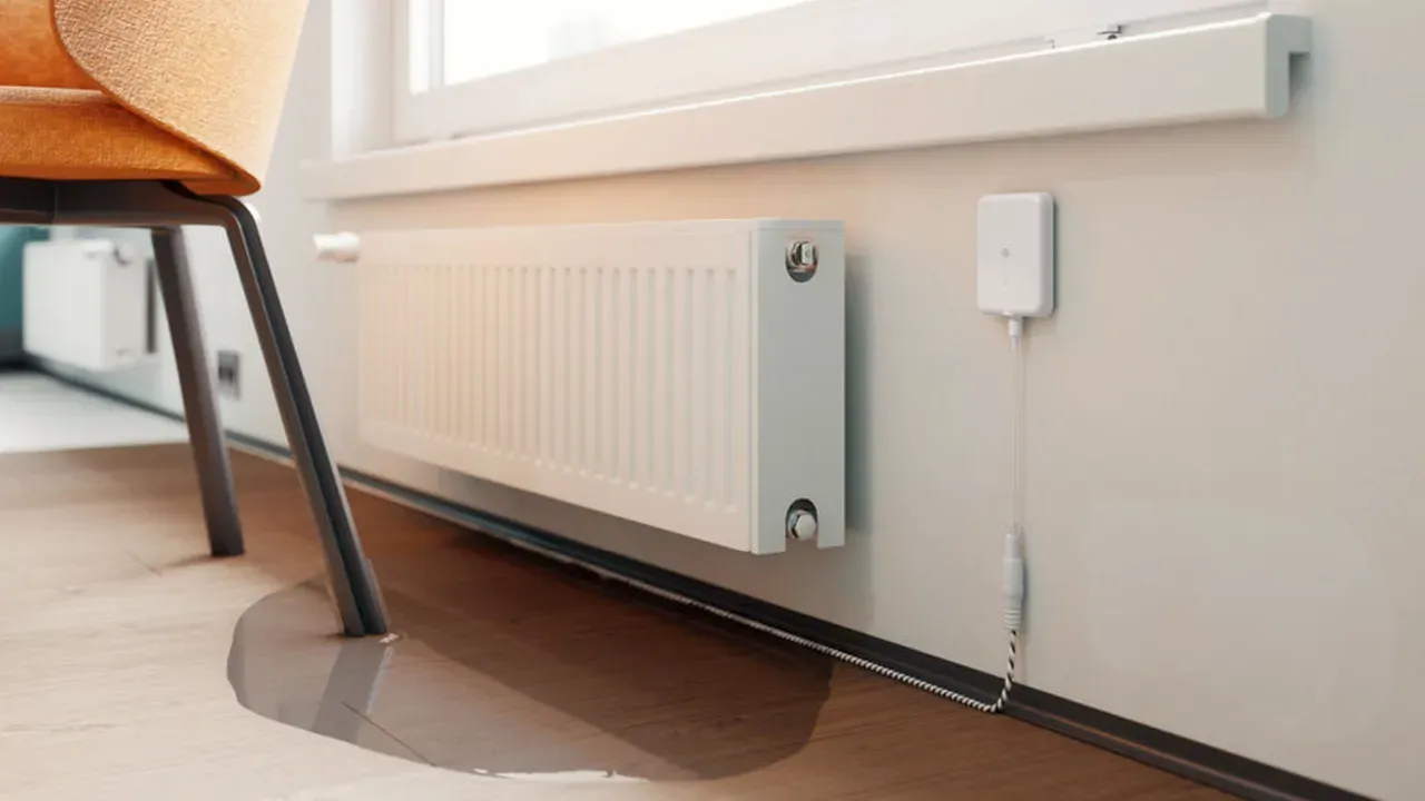 Shelly · Plug & Play · "Flood Gen4" · Wasserleckage- & Regensensor · WLAN · Matter · Zigbee · Bluetooth · Batterie (enthalten) – Bild 8